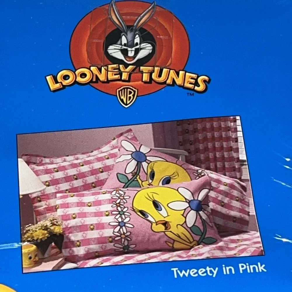 Looney Tunes Tweety Bird In Pink Standard  Pillowcase USA Vintage NOS 1999 NWT